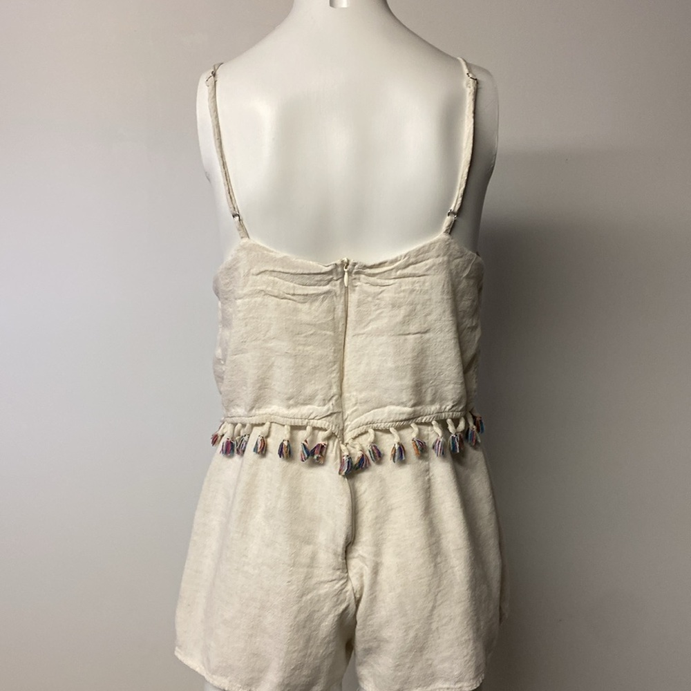 PAPER CRANE Anthropologie Rainbow Fringe Tassel Linen Cream Romper Womens Small - Picture 4 of 8
